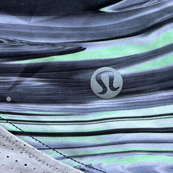 Lululemon Hotty Hot High-Rise Running Shorts 4" *Special Edition* Women’s Size 6 - Picture 9 of 13